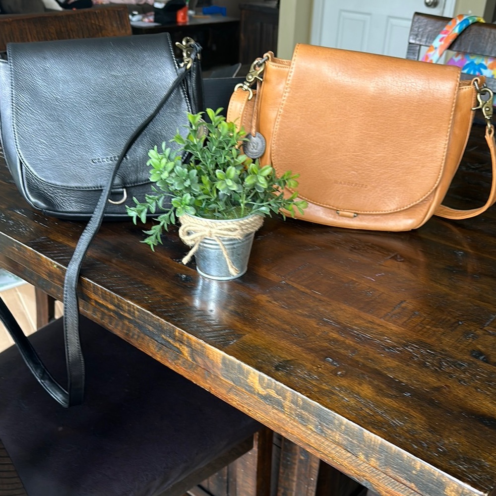 Wanderers travel company crossbody bag bundle
